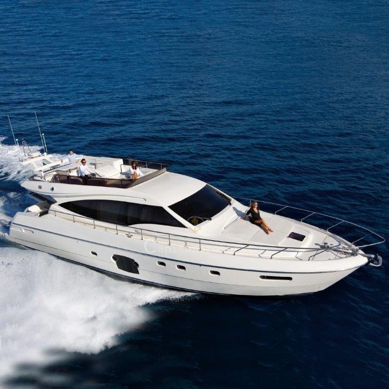 Ferretti Yachts 592