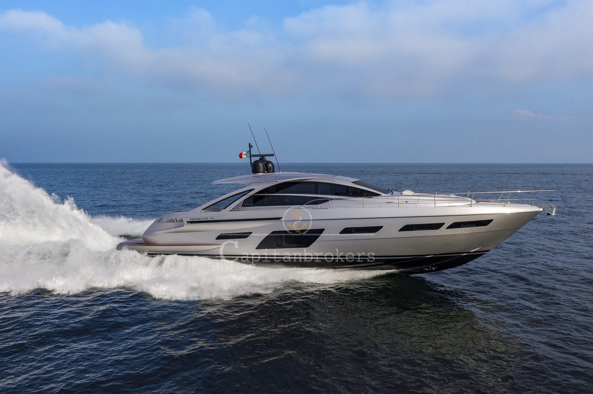 Pershing 7X
